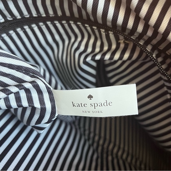 Kate Spade New York Prospect Place Kaia
Crossbody Hobo Bag - Picture 10 of 11